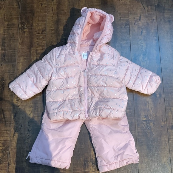 BABY GAP | Snowsuit | 12-18 months | EUC - Picture 1 of 7